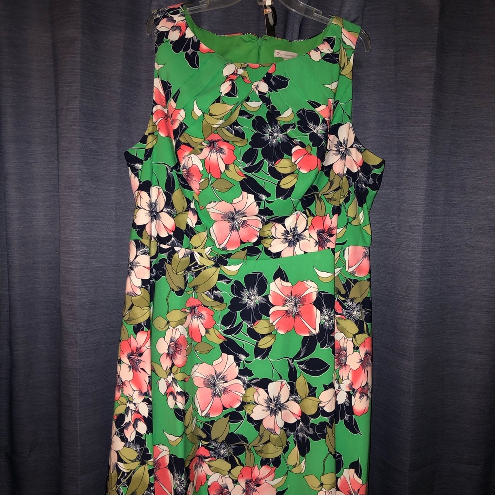 Floral knee length special occasion dress